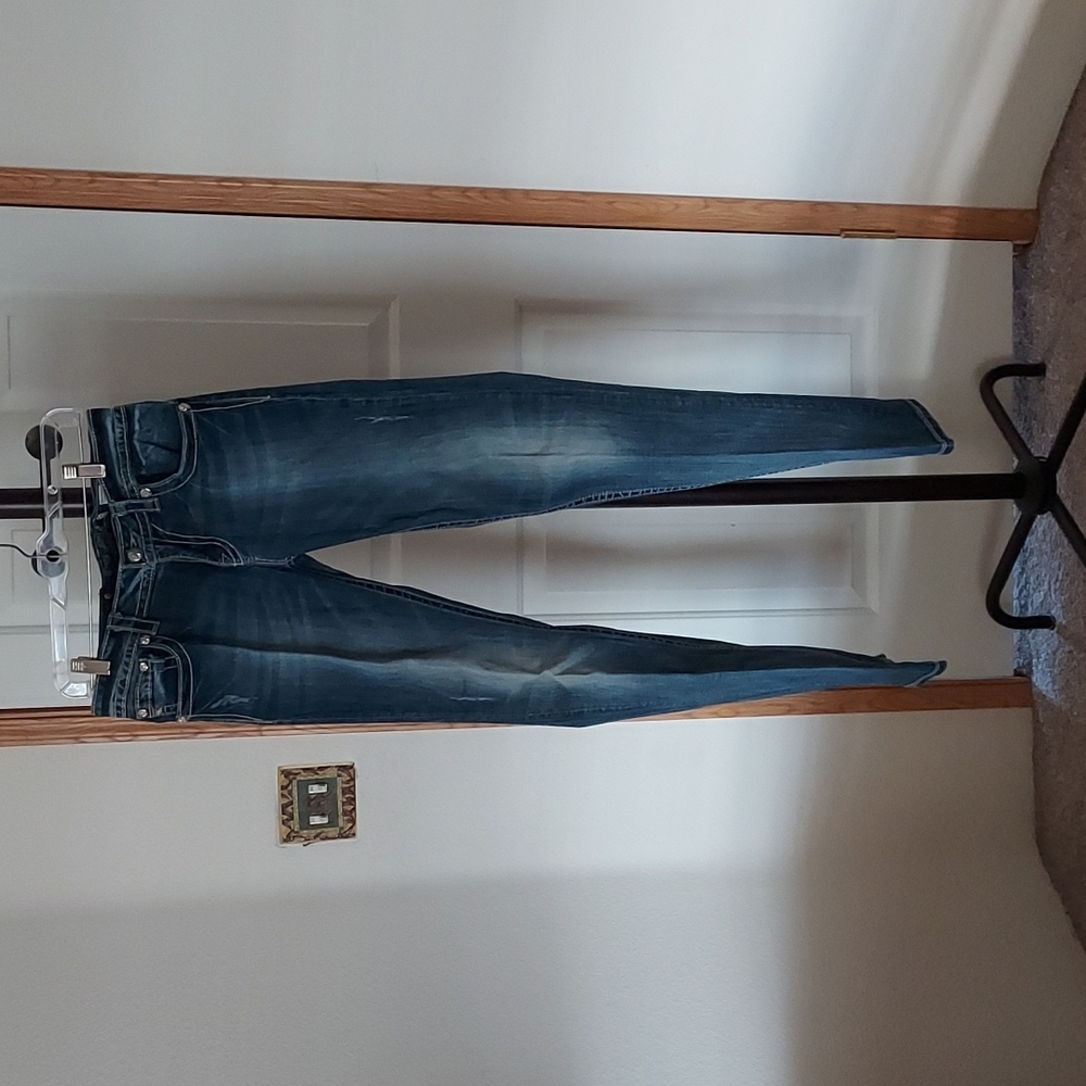 Miss me jeans. Size 31  signature-rise boot